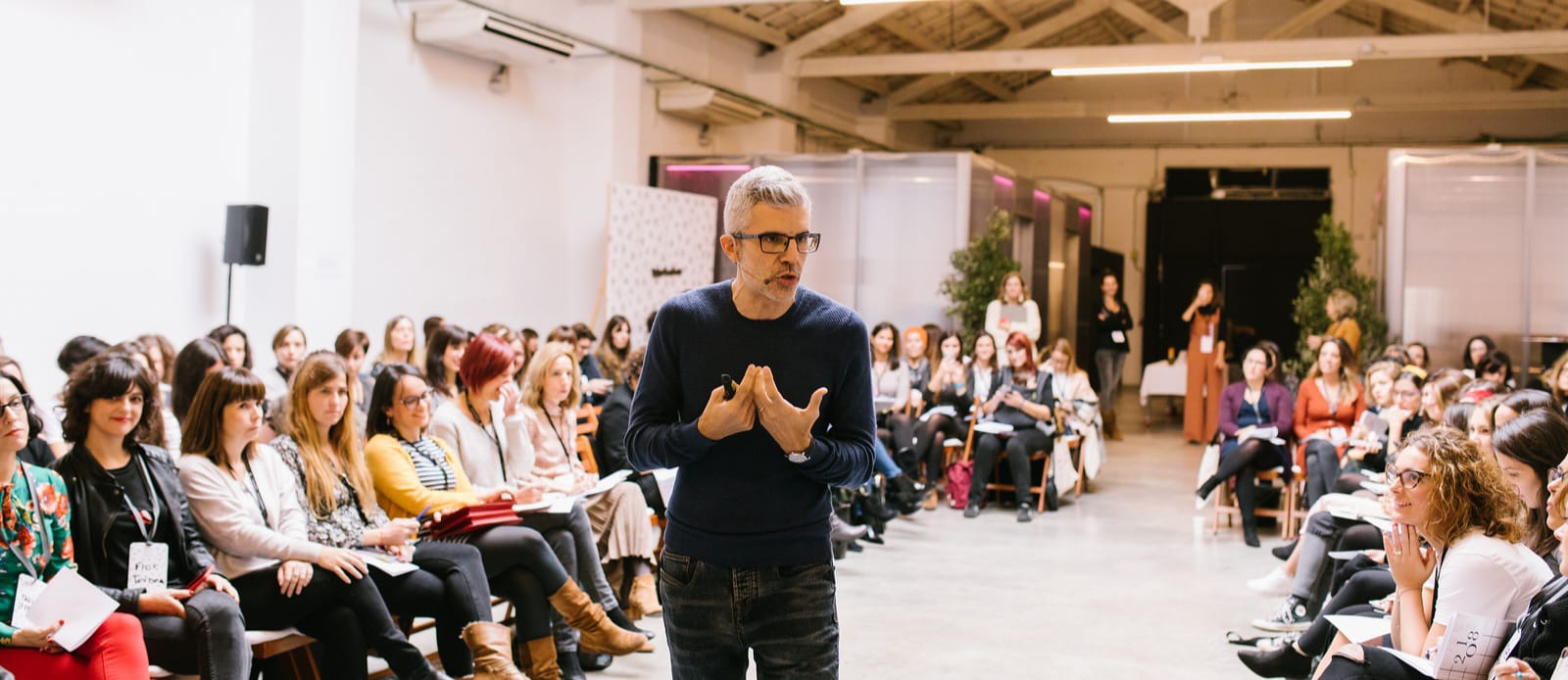El Carrasco, construyo estrategias de comunicación efectivas para que tu empresa enamore a clientes y medios de comunicación.